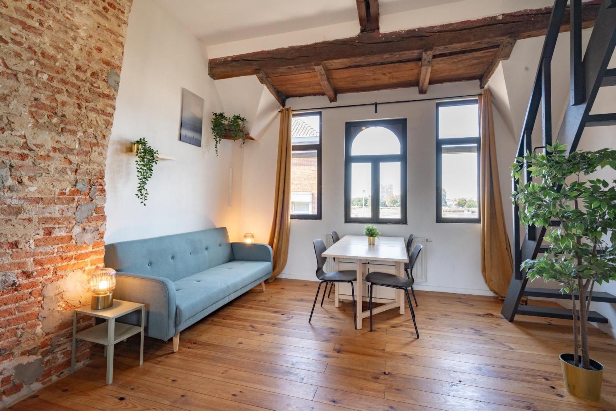 Charming Two-Bedroom River Side Apartment Antwerpen Kültér fotó